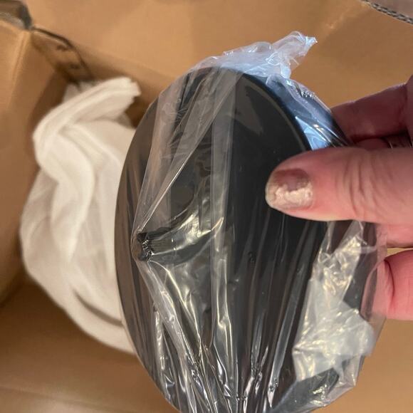 Arturesthome pendant light black rattan New in Box chandelier lamp - Picture 8 of 9